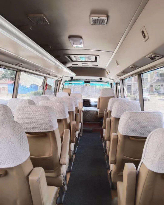 2016-jähriger benutzter Küstenmotorschiff-Bus Cummins Engine 27 Sitze mit Druckluftbremsanlage und sinkendem Stamm