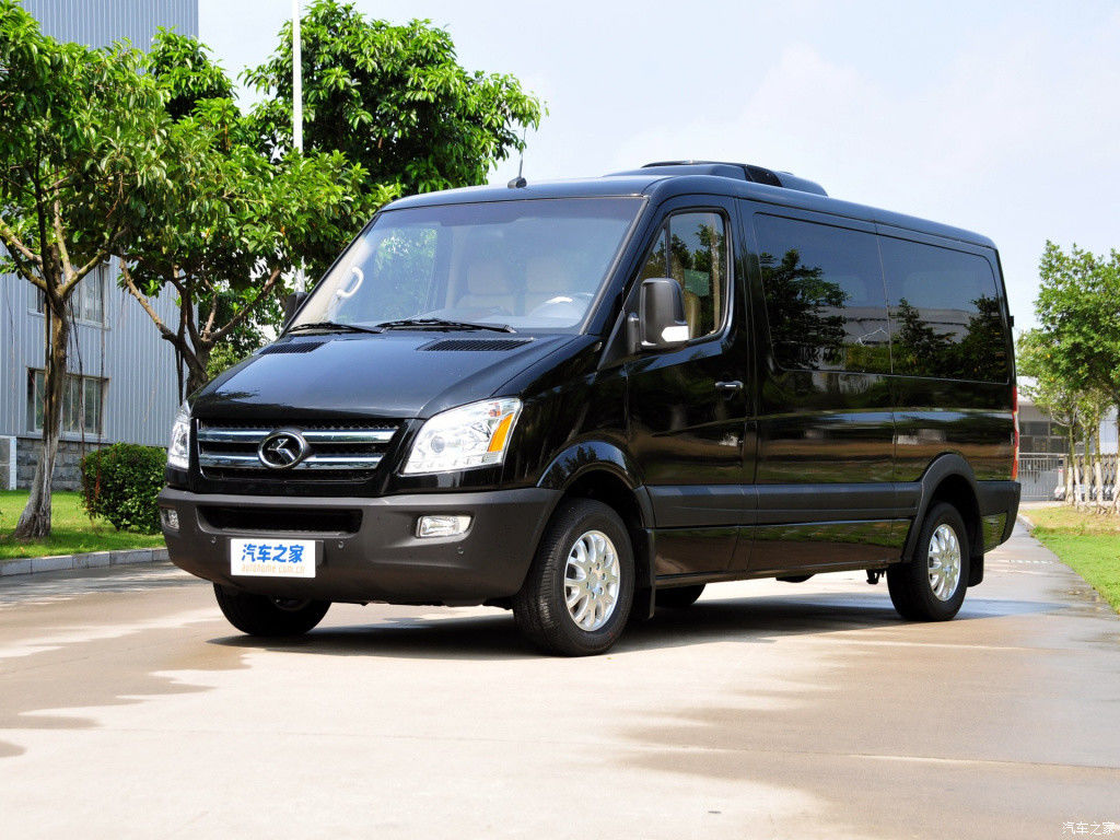 6 manuelles Diesel-105kw 2019-jähriges benutztes Mini Coach 10-15 Sitzer-hohes Dach des Gang-