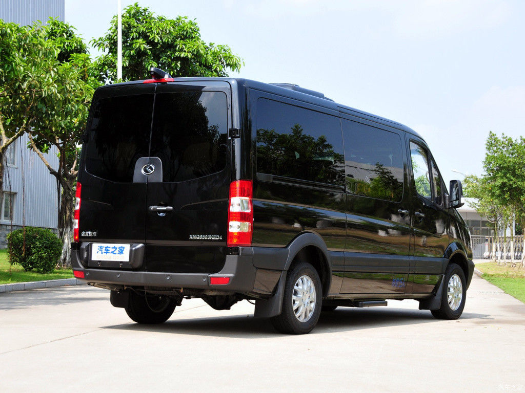 6 manuelles Diesel-105kw 2019-jähriges benutztes Mini Coach 10-15 Sitzer-hohes Dach des Gang-