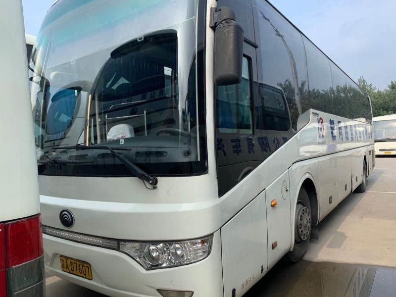 2010-jähriger Diesel-Sitz-RHD benutzter Reise-Bus-Luxusinnenraum Yutong ZK6122 51