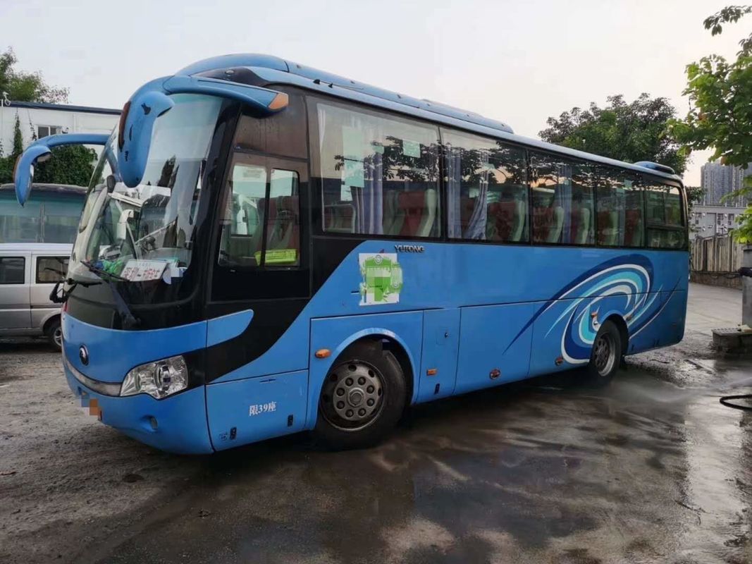 Sitzan zweiter stelle Hand 4250mm Achsabstand-162kw 39 transportiert verwendeten Trainer Bus Yutong Buses für Verkäufe
