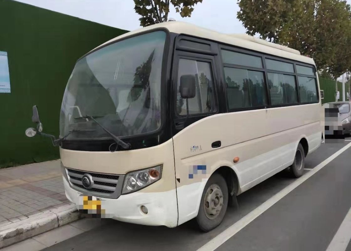 2011-jähriges benutztes Yutong-Bus-Modell ZK6608 19 setzt linkes Hand-Antriebs-Modell ZK6608 keine Achse des Unfall-2