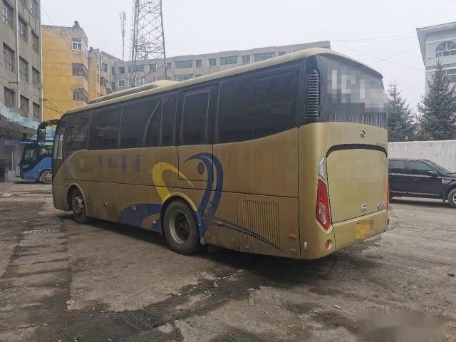 38 Airbag-Fahrgestelle-linker Lenk-Kinglong der Sitz- Yuchai-Heckmotor-sechs Euro- V benutzter Reisebus Zylinder-270hp XMQ6901