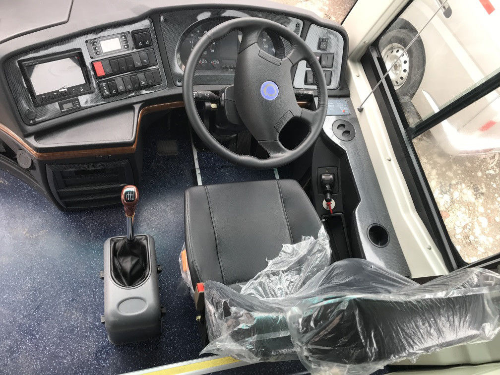 Neuer Sitzrechter Antriebs-neuer Tourismus-Bus Shenlong-Trainer-Bus SLK6102CNG 35 mit Dieselmotor