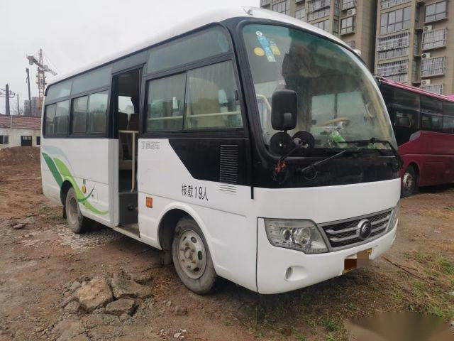 Verwendetes Yutong transportiert Zk6609d1 19 setzt Yuchai-Maschine 85Kw verwendete Mini Bus Single Door Low-Kilometer