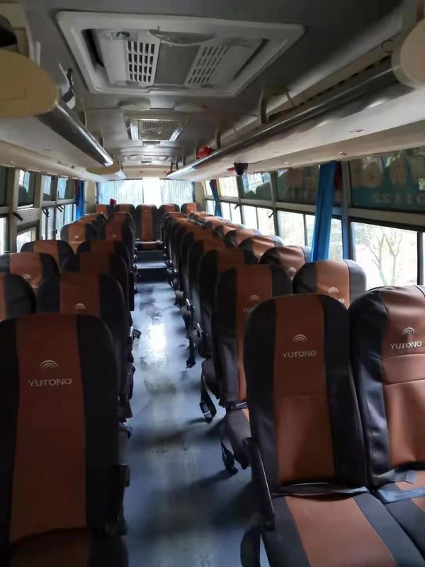 44 Sitze benutzte Trainer-Bus Yutong ZK6102D Bus benutzte 2014-jährige Dieselmotoren des Frontmotor-Lenk LHD