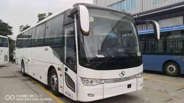 Benutzte Sitzneue Marken-Doppeltüren-Airbag-Fahrgestelle Kinglong-Bus-44