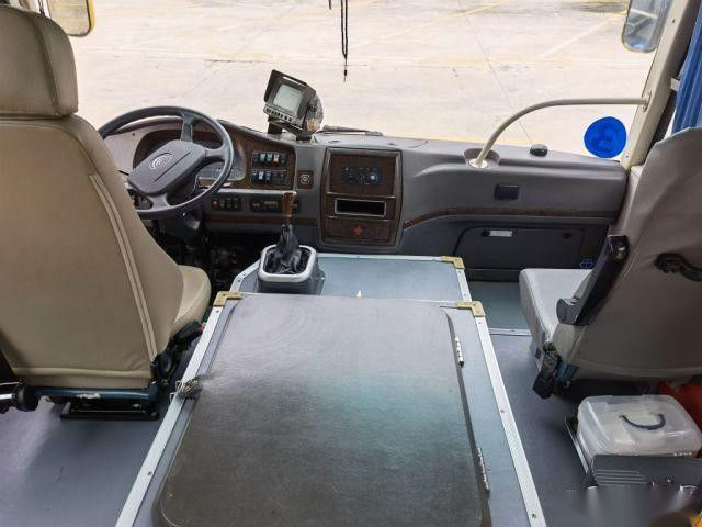 Benutzte Sitzreisebus-Stahlfahrgestelle-Front Engine Euros III Yutong-Bus-29 linke Steuerung