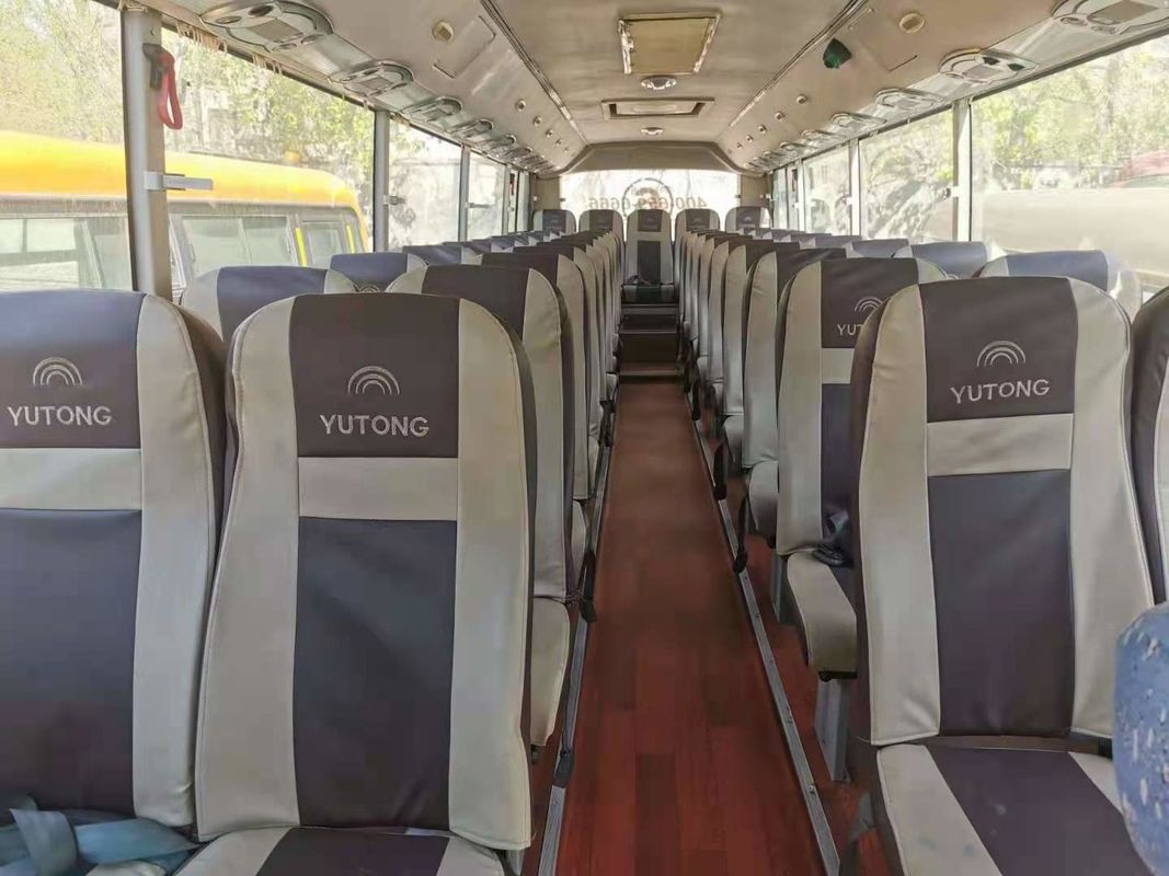 45 Sitze benutzte Trainer-Bus Yutong ZK6999 Bus benutzte 2012-jährige Dieselmotoren des Heckmotor-Lenklhd