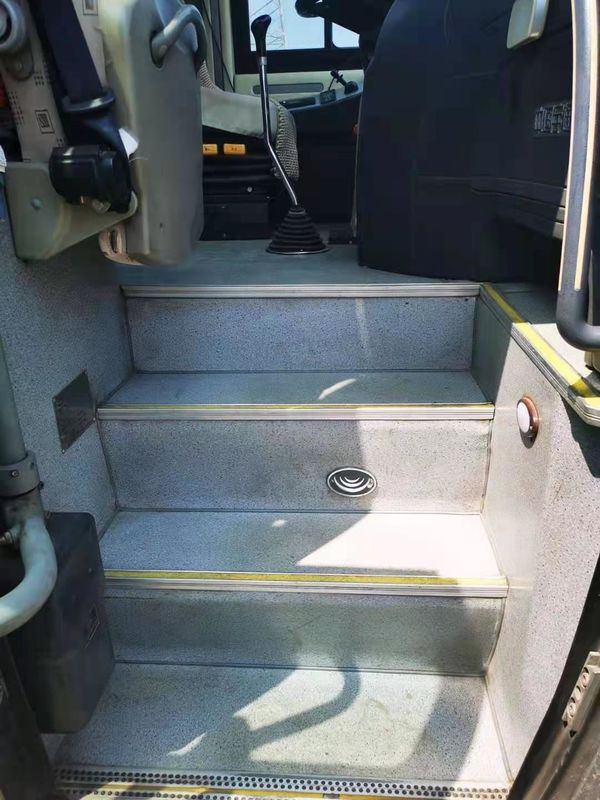 Benutzen Sie Sitz2012-jähriges Handbuch benutzten Dieselbus der Yutong-Bus-ZK6110 35000km Kilometerzahl51 für Passagier