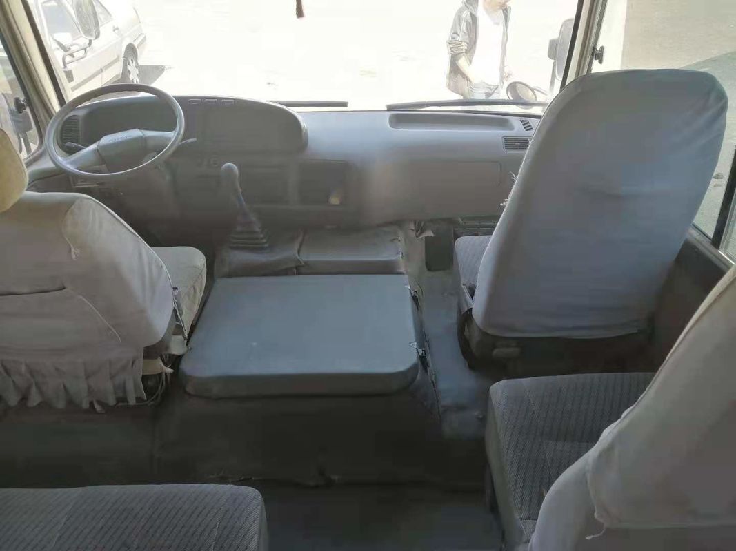 Dieselmotor 1HZ 23-29seats verließ Hand-Antrieb niedriger Kilometer benutzten Passagier-Bus benutzten Küstenmotorschiff-Bus japanisches Marken-Küstenmotorschiff