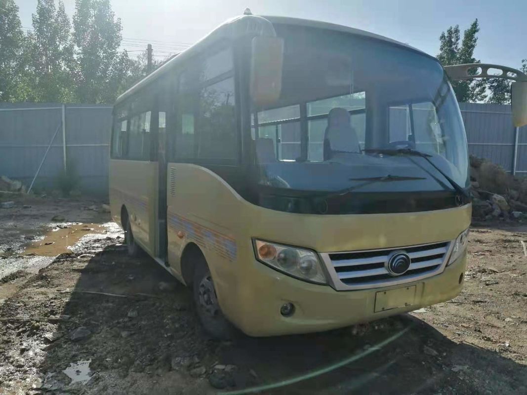 2010-jähriges 19 Sitze benutztes Yutong-Bus-Modell ZK6608 verließ Hand-Antriebs-Modell ZK6608 keine Achse des Unfall-2