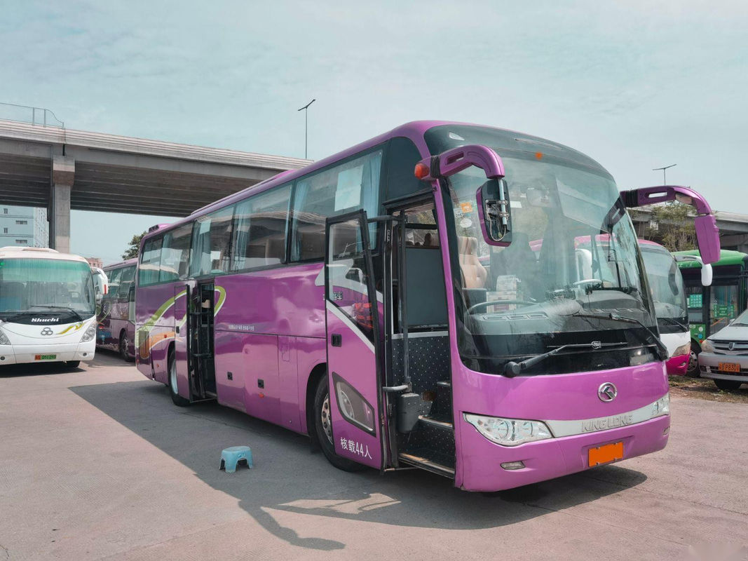 Benutzte Sitzheckmotor-Doppeltüren-Airbag-Fahrgestelle Kinglong-Bus-XMQ6117 44 benutzten Trainer/Reisebus