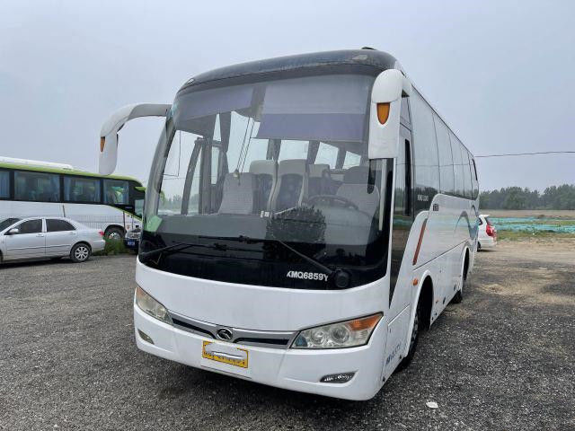 Benutzter Kinglong-Bus XMQ6859 37 setzt Stahlfahrgestelle-einzelnes Tür Yuchia-Heckmotor-Euro-III benutzten Reisebus
