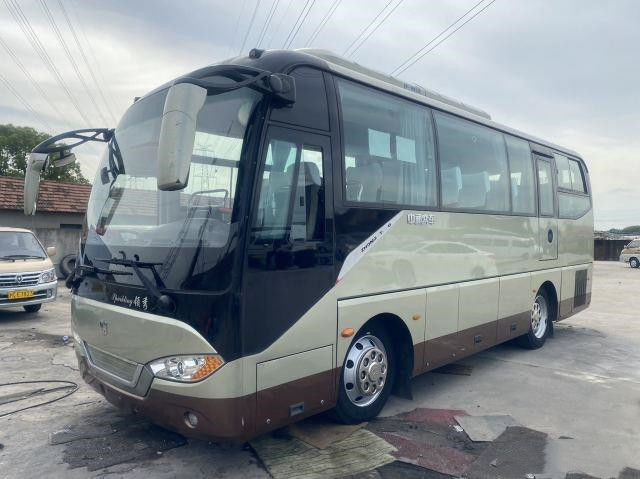 Benutzter Airbag-Fahrgestelle Yuchai-Heckmotor-neue Sitzgroßer Kapazitäts-Bus 2+2layout Reisebus Zhongtong-Marken-35seats