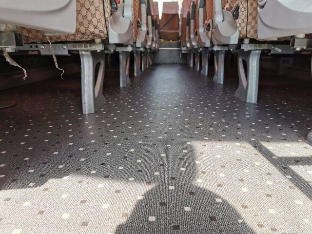 Benutzte höhere Busse Toyotas für Antriebs-Mini Car Kinglong Bus Coachs XMQ6802 35 Philippinen Hiace rechte Sitze