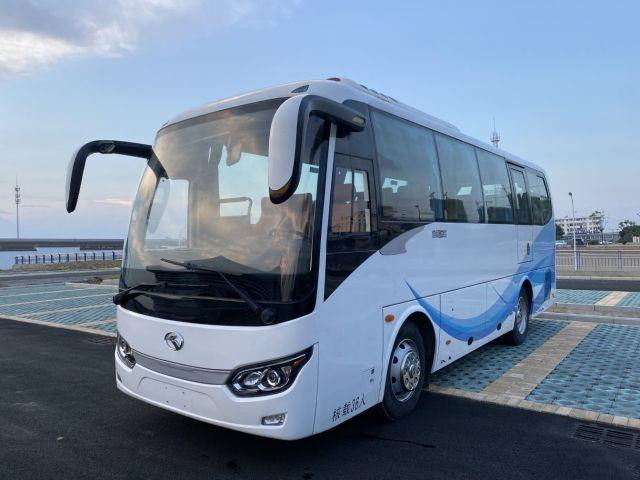 Zweite Hand Kinglong verwendete Trainer Bus 36 Sitze, die manueller linker Hand-Antrieb Marke XMQ6829 transportiert