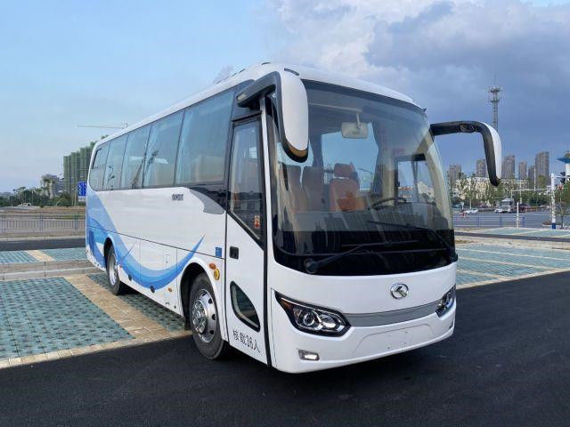 Zweite Hand Kinglong verwendete Trainer Bus 36 Sitze, die manueller linker Hand-Antrieb Marke XMQ6829 transportiert