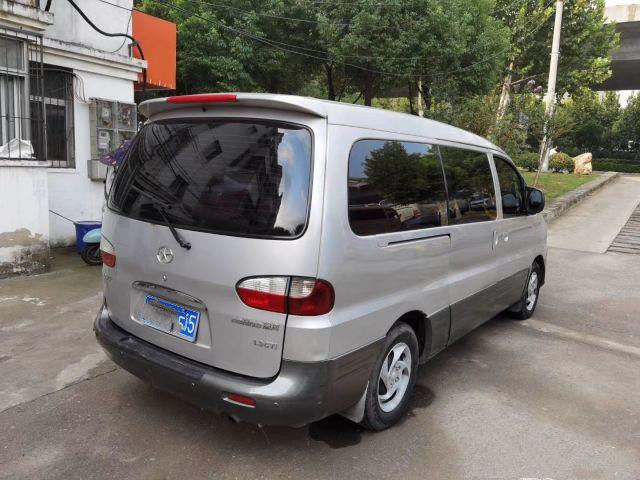Verwendete Fahrzeug Jianghuai-Marken-hohe Qualität HFC6518 hergestellt in China 7 Sitze Mini Cars