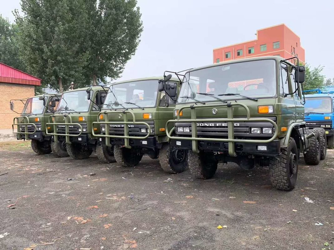 LKW-Fahrgestelle Dongfeng 6x6 4x4 Off Road Wüsten-LKW-Wohnwagen-LKW-Militärfahrzeug-Fahrgestelle