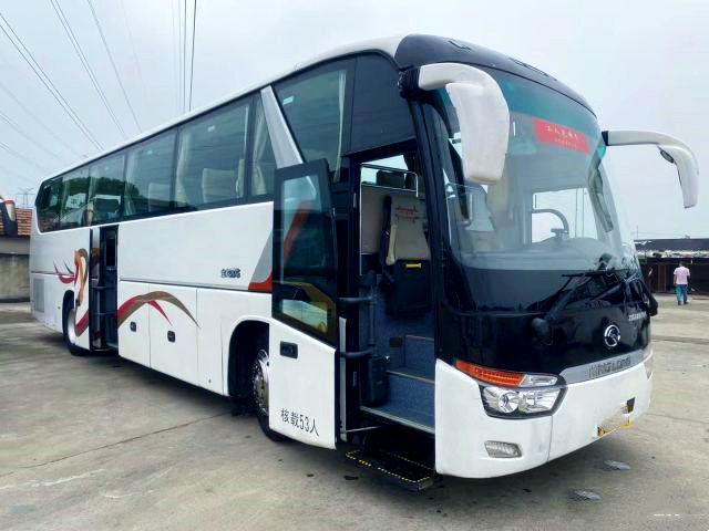 Benutzter Sitzdoppeltüren benutzter Zug Bus XMQ6129 Kinglong-Bus-53 verließ Steuerung