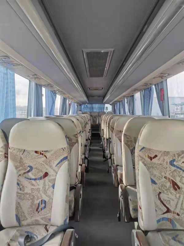 Der Yutong-Marken-ZK6127 55 Handbus Sitzairbag-Fahrgestelle-LHD RHD zweites
