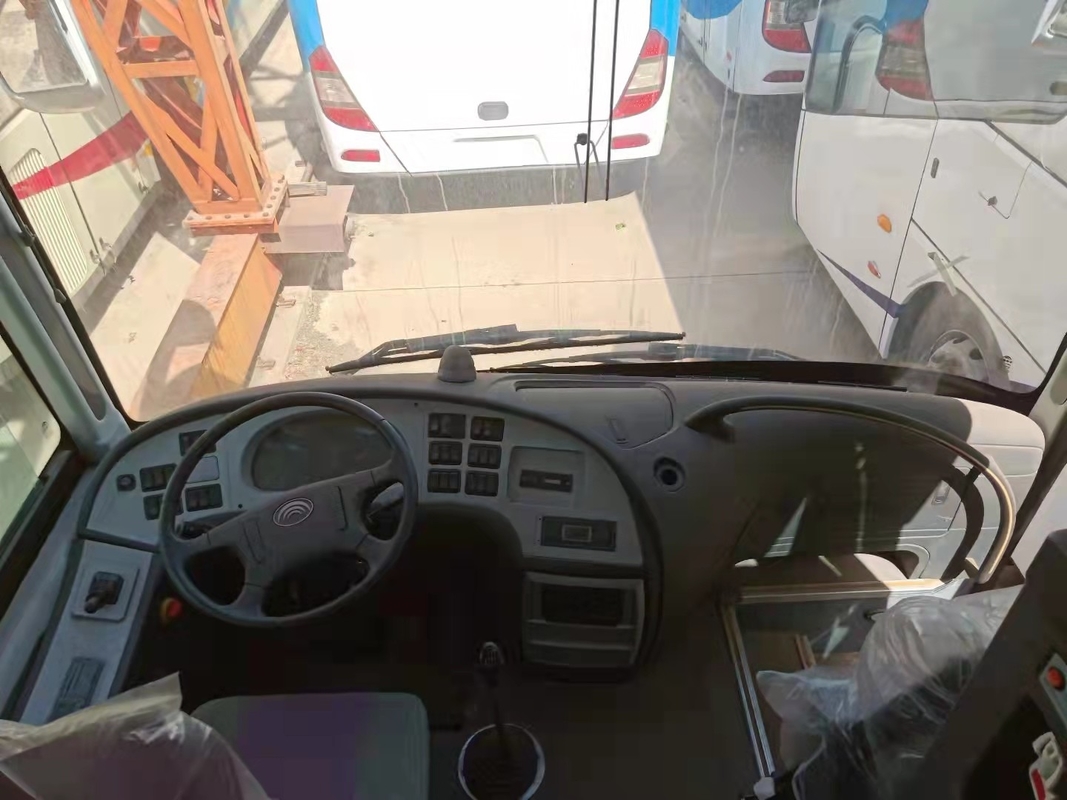 Verwendeter Trainer Bus Kinglong Brand 51 setzt LHD-Heckmotor EURO III