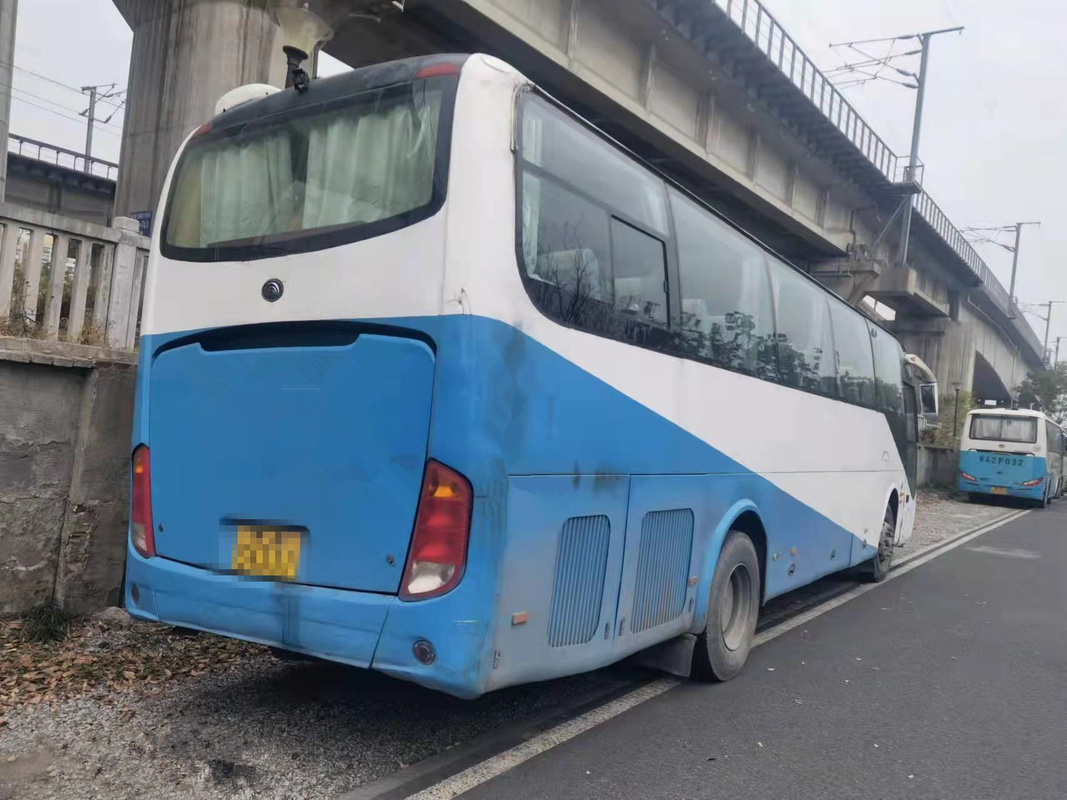 51 Sitze benutzte Trainer-Bus Yutong ZK6110 Bus benutzte 2010-jährige Dieselmotoren Lenkrhd
