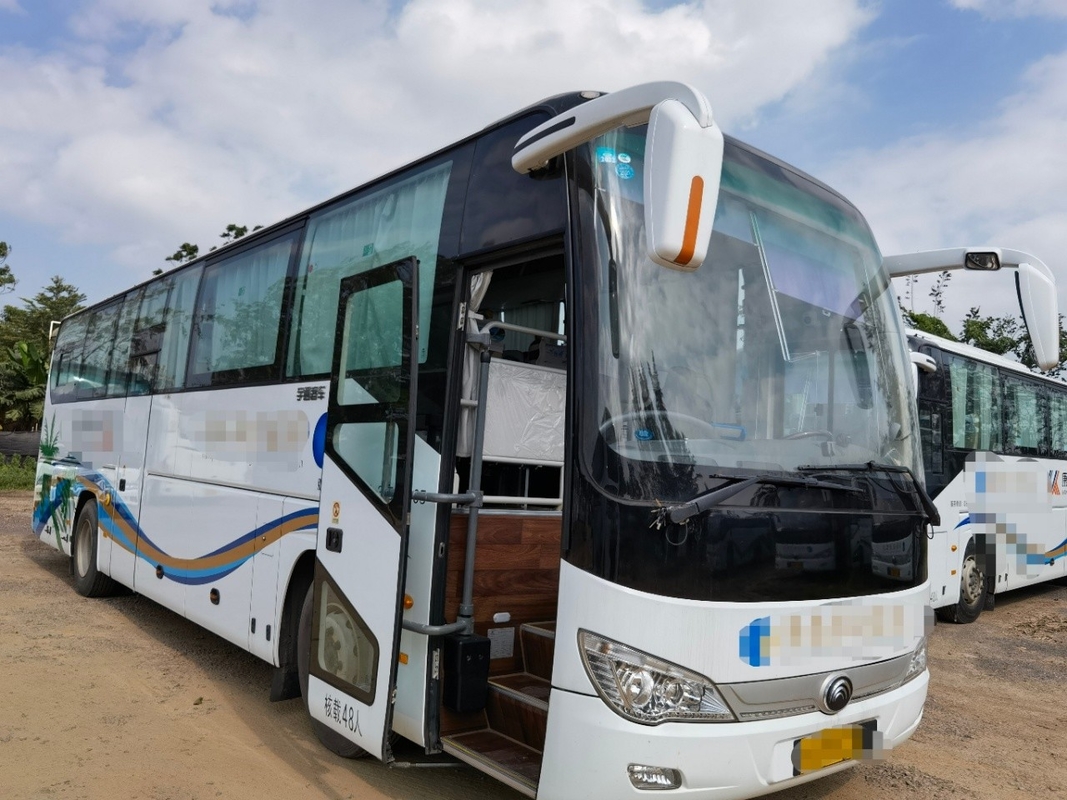 2019-jährige 48 Sitze Zk6119 benutzten Yutong-Busse mit neue benutztem Reisebus-Zug Luxury Seats 40000km Kilometerzahl