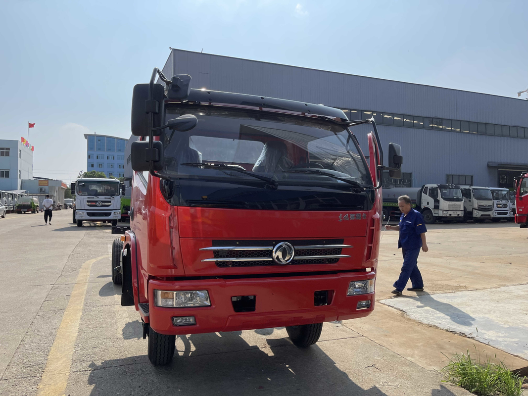 Fahrgestelle DF 4*4 3,2 T benutzten Vierradantrieb-Fahrgestelle der Traktor-LKW-zweite Hand140hp