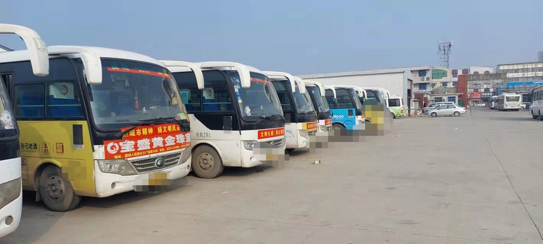 Linker Hand-Antrieb benutzte Luxus- Yutong-Stadt-Busse tanken Diesel-30 Sitze Front Engine