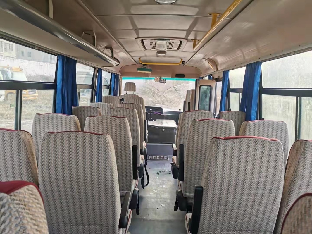 Linker Hand-Antrieb benutzte Luxus- Yutong-Stadt-Busse tanken Diesel-30 Sitze Front Engine