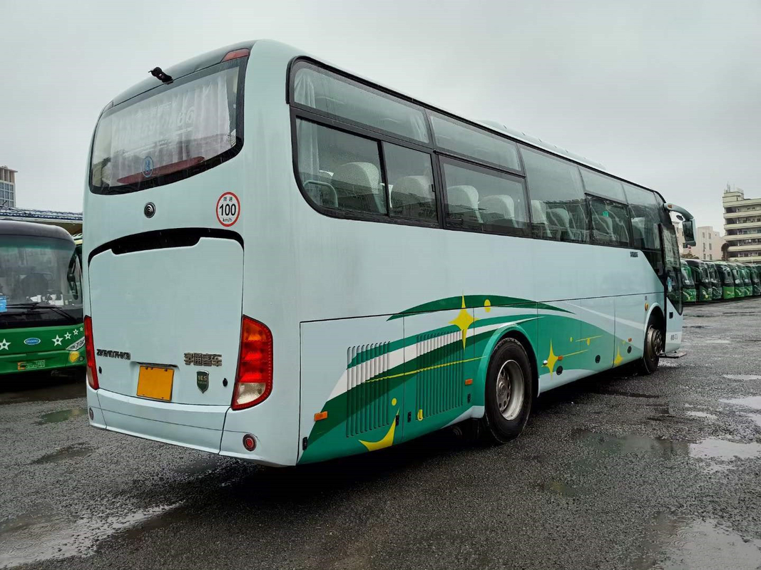 Benutzte öffentliche Verkehrsmittel benutzten Diesel-LHD-Reisebusse verwendeten Passagier-Intercitytrainer Buses
