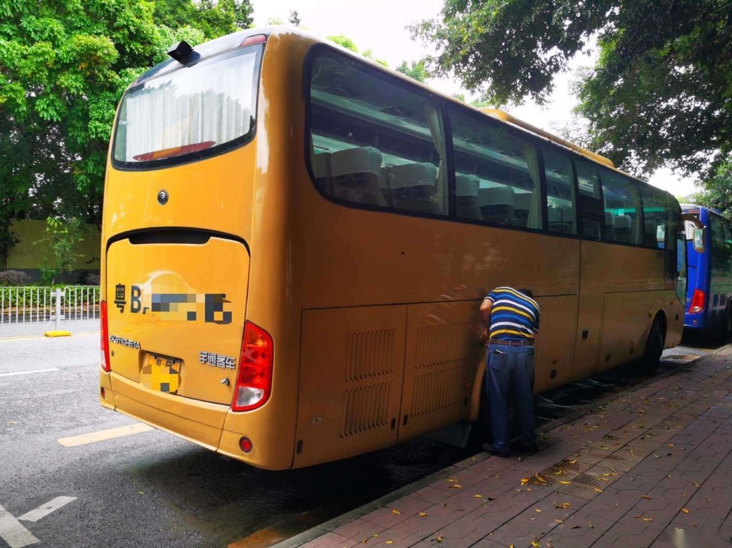 Antriebs-Passagier Trainer-Bus 60-Sitze- rechter Bus benutzte Türen Yutong ZK6110 zwei