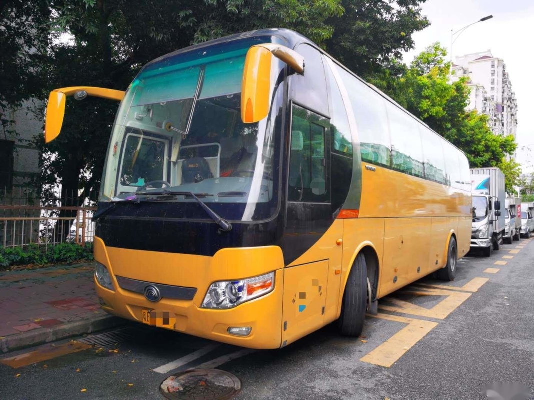 Antriebs-Passagier Trainer-Bus 60-Sitze- rechter Bus benutzte Türen Yutong ZK6110 zwei