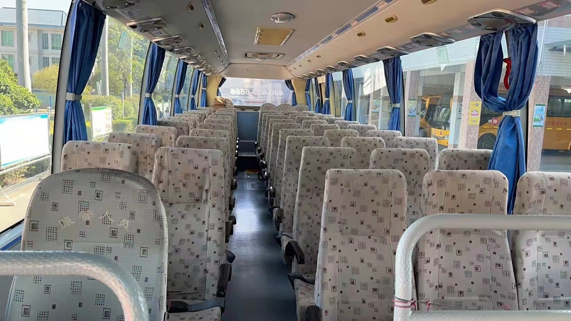 benutzter Trainerbus Cummins Engine für yutong Bus 2014-jährigen Sitz-ZK6107 60 yutong Bus für Verkauf