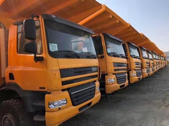 60 Tonnen benutzten LKW GINAF-Kipplasters 10*6 zweites Handfür Verkauf