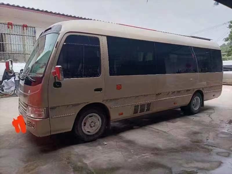 2013-jähriger 30 Sitze benutzter Küstenmotorschiff-Bus verwendete Mini Bus Toyota Coaster Bus mit Dieselmotor 15B
