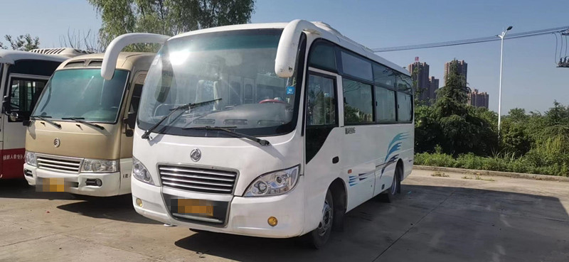 2016-jährige 19 Sitze benutzten Hand Dfac Mini Bus Left Hand Drive des Bus-zweite keine Achse des Unfall-2