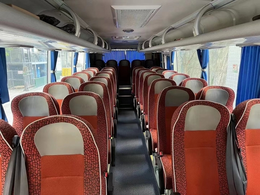 39 Sitze benutzter Zug RHD Yutong-Bus-ZK6888, der Dieselmotoren für Transport steuert