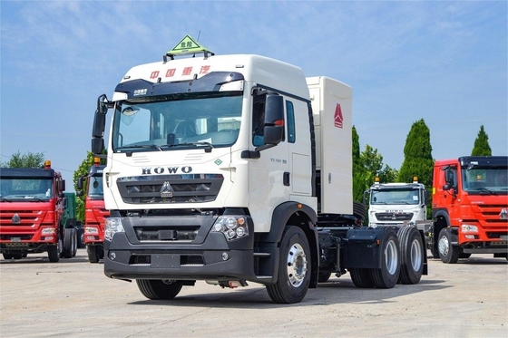 HOWO Schwerlastwagen 460HP 6X4 CNG Gefahrgut Traktor National VI Hinter acht Räder