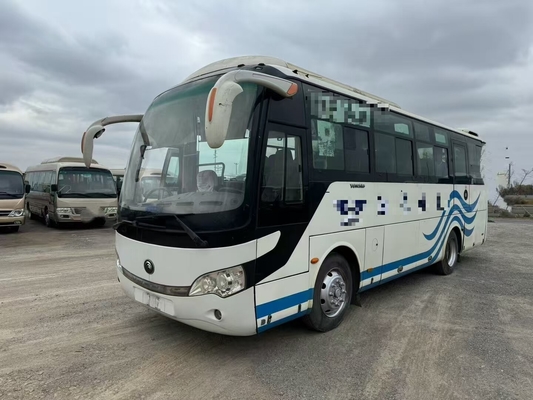Gewerblicher Passagierbus YUTONG ZK6888 Gebrauchtbus billig mittelgroßer Luxus mit Treibstoffeffizienz 36 Sitzplätze